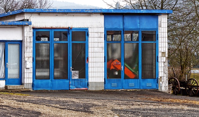 garage door